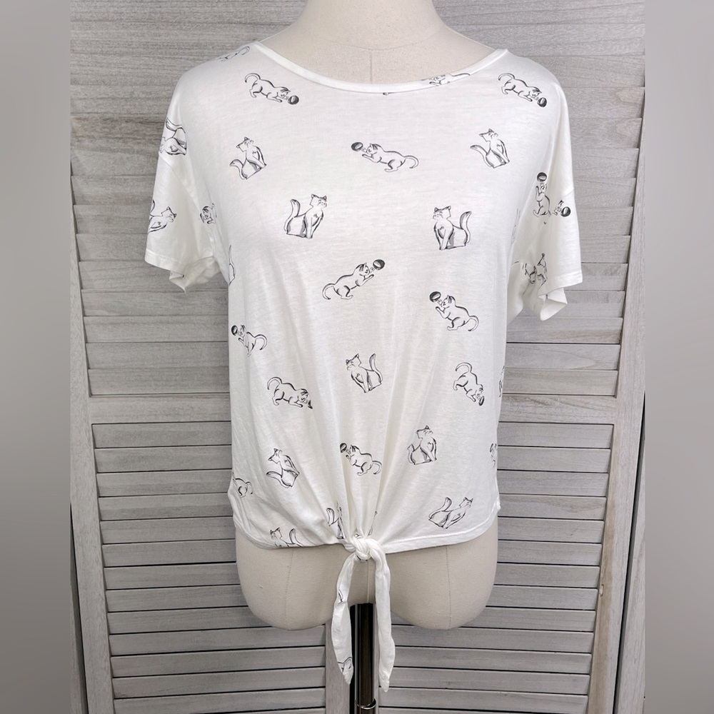FOREVER 21 Tie Bottom Tee Kitty Print White & Black-Medium